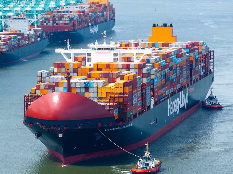 Junge MIT besucht Hapag-Lloyd